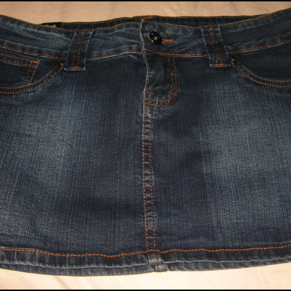 NEW Women Teen PERUVIAN DARK BLUE MINI JEAN SKIRT by BEVERLY JEANS CO Sz 7 Large